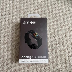 fitbit Charge 5 Fitness Tracker - Black